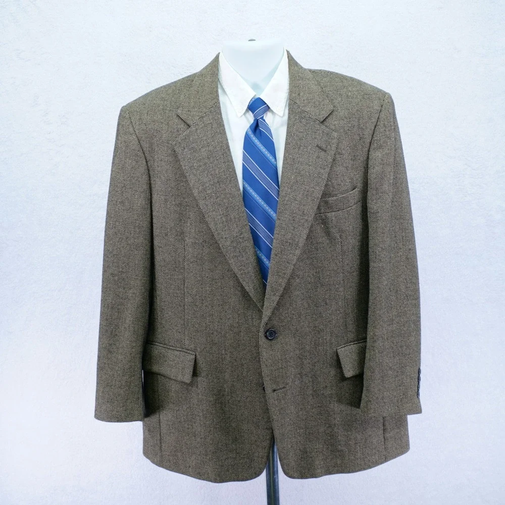 Jos A Bank Kent Tweed Wool Black Tan‎ Green Check 2 Button 1 Vent Sport Coat 44R